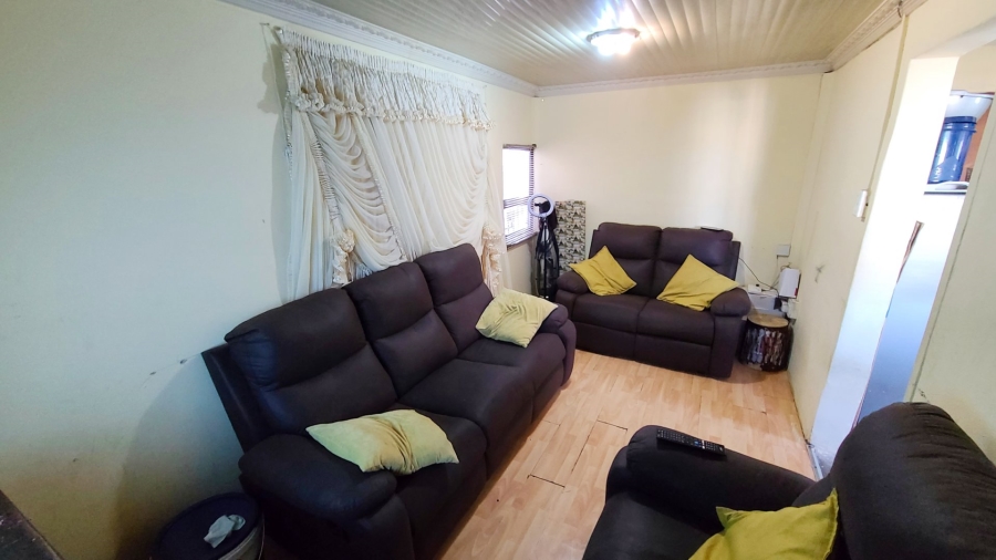 2 Bedroom Property for Sale in Wesbank Western Cape